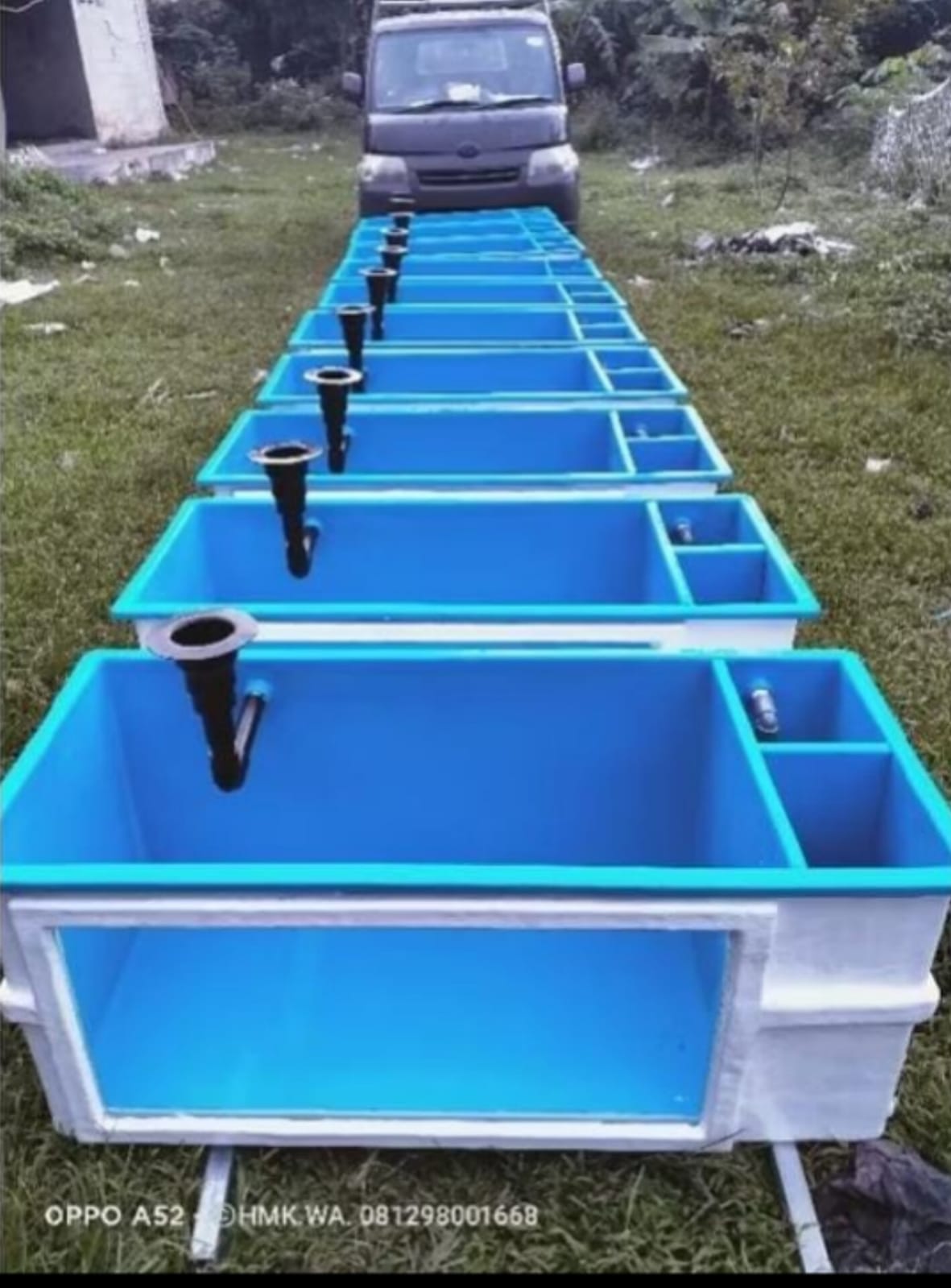 SUPER 1 UNIT KOLAM FIBERGLASS DESKRIPSI MOHON DI BACA DAN DI CERMATI UKURAN P125 L55 T50 DENGAN KETERANGAN PANJANG SAMPAI FILTER POSISI FILTER DI SEBELAH KANAN KOLAM WARNA BIRU DI DALAM PUTIH DI LUARKOLAM SESUAI PADA FOTO DESKRIPSI 125cm
